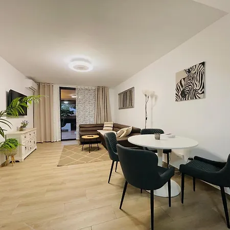Duplex Parque Santiago-2 *